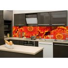 Piros virágok, konyhai matrica hátfal, 260 cm